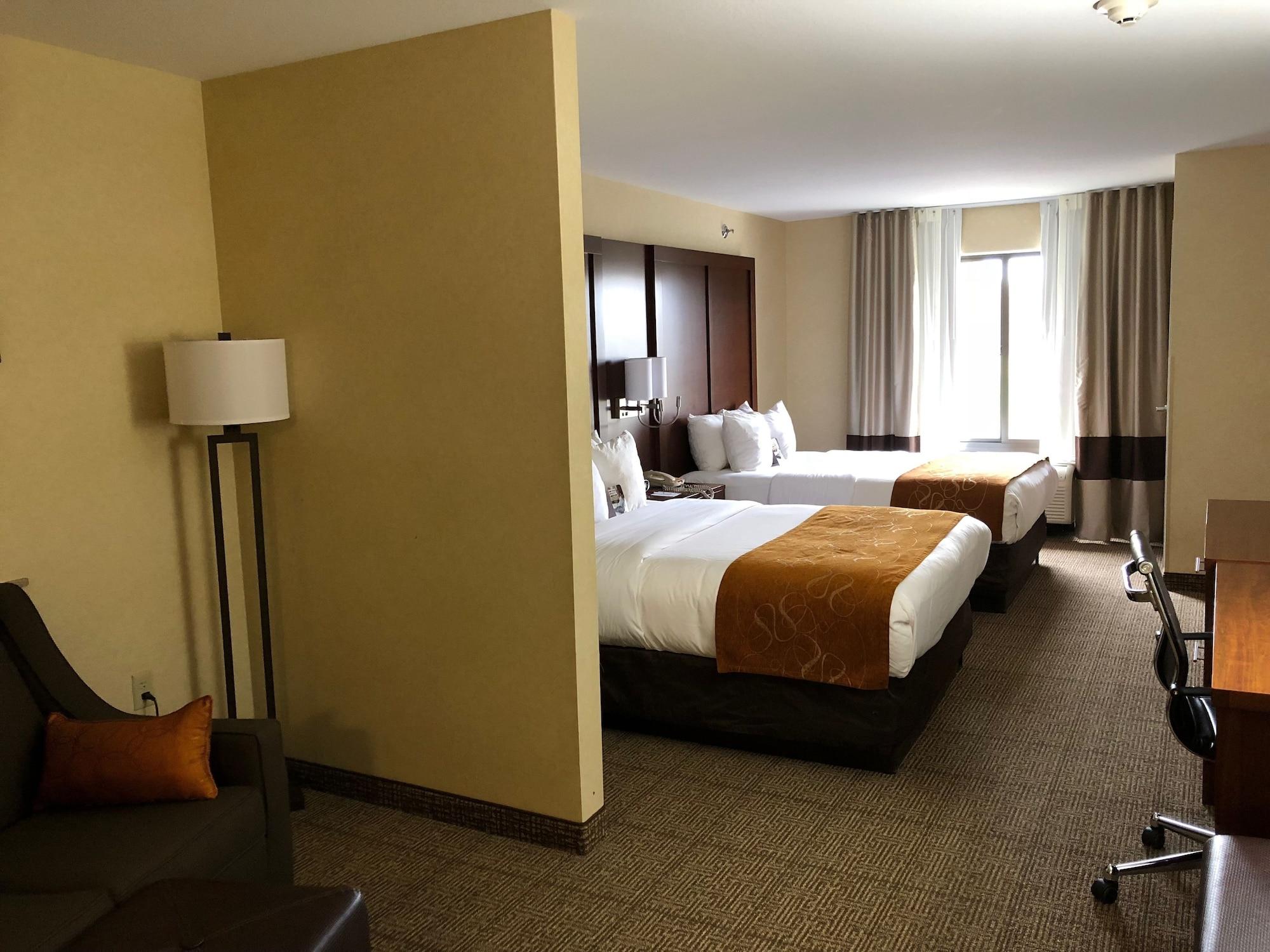 Comfort Suites South Элкхарт Экстерьер фото